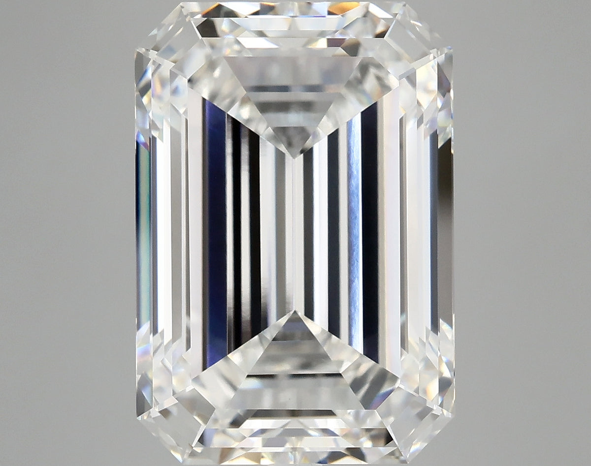 12.13 ct EM Lab-Grown Diamond · E / VVS2 · IGI
