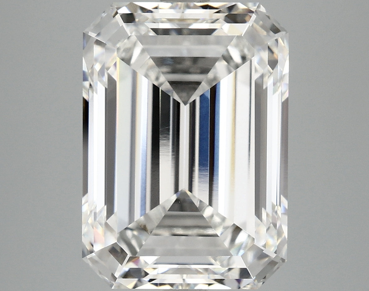 8.39 ct EM Lab-Grown Diamond · E / VVS2 · IGI