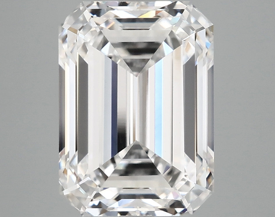 5.04 ct EM Lab-Grown Diamond · E / VVS2 · IGI