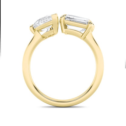3CTW Emerald Shaped Lab Grown Diamond (F/VS) Toi et Moi Fashiion Ring in 14K Gold