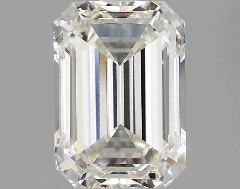 2.56 ct EM Lab-Grown Diamond · G / VVS2 · IGI