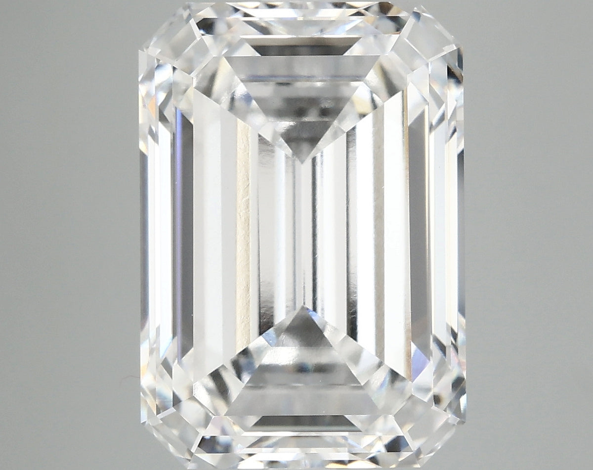 10.16 ct EM Lab-Grown Diamond · E / VVS2 · IGI